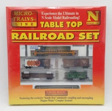 Micro-Trains Table Top Railroad Set w/ Kato Diesel Locomotive MT/Box