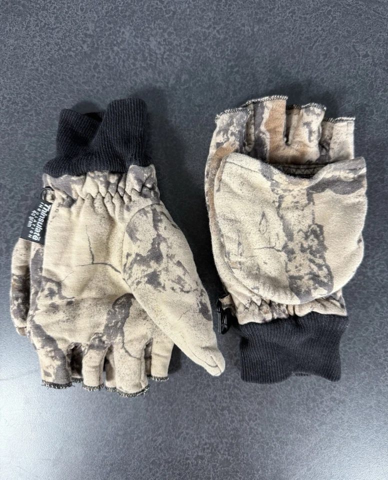 WhiteWater Outdoors Thinsulate Insulation 40gram Camo Hunting Gloves Men’s 1Size - Image 2 of 4