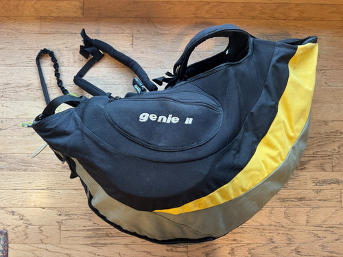 Gin Genie II Paraglider Harness & Backpro for Paragliding with Speedbar & Biners