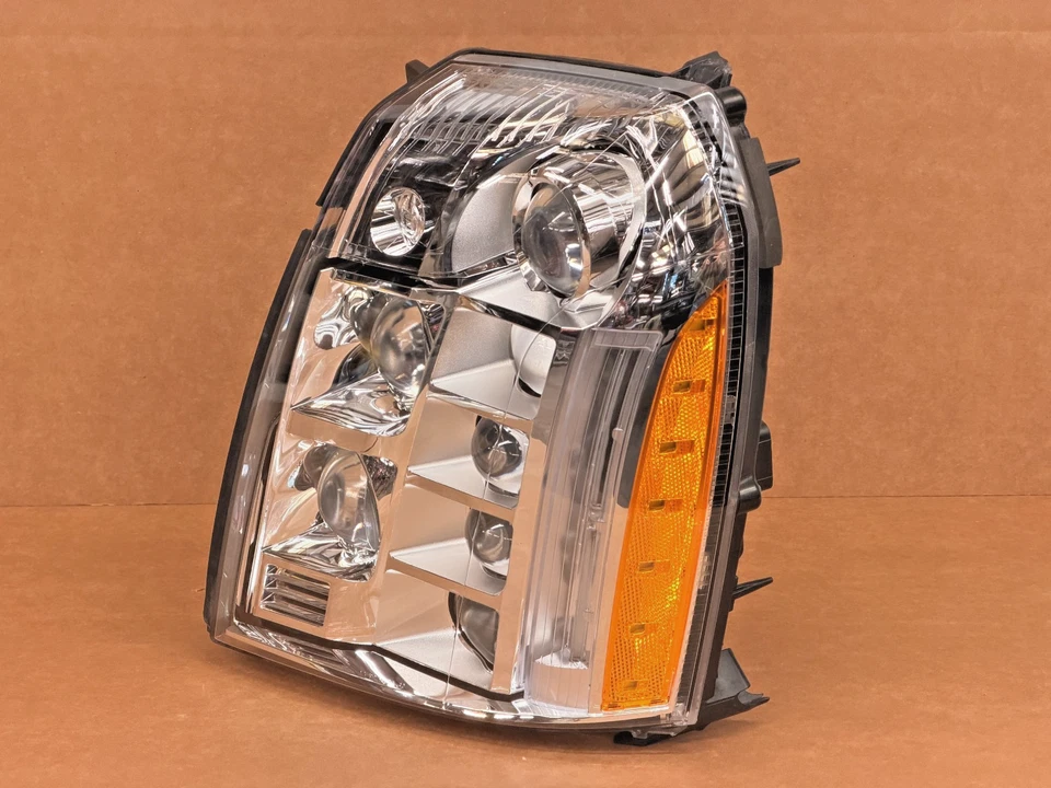 ✨NICE! 2008-2014 CADILLAC ESCALADE PLATINUM LEFT LH DRIVER LED HEADLIGHT OEM - Image 4 of 4