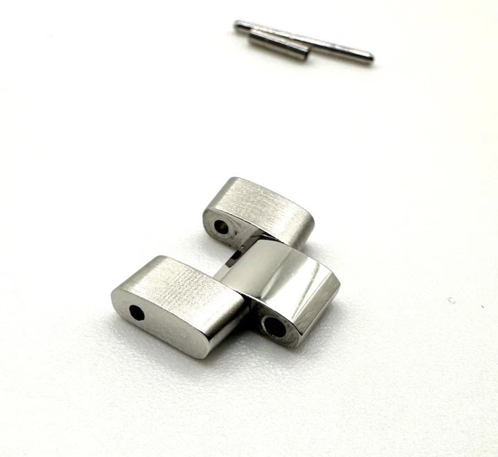 Preowned Tag Heuer Aquaracer WAF1410 13mm S/S Link For Bracelet Part FM0186 - Image 3 of 4