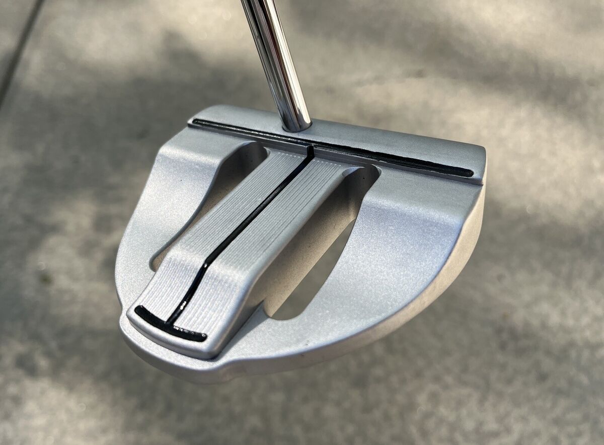 Scotty Cameron Select Big Sur S (center-shaft) Mid Scotty Cameron Select Big Sur S (center-shaft) Mid