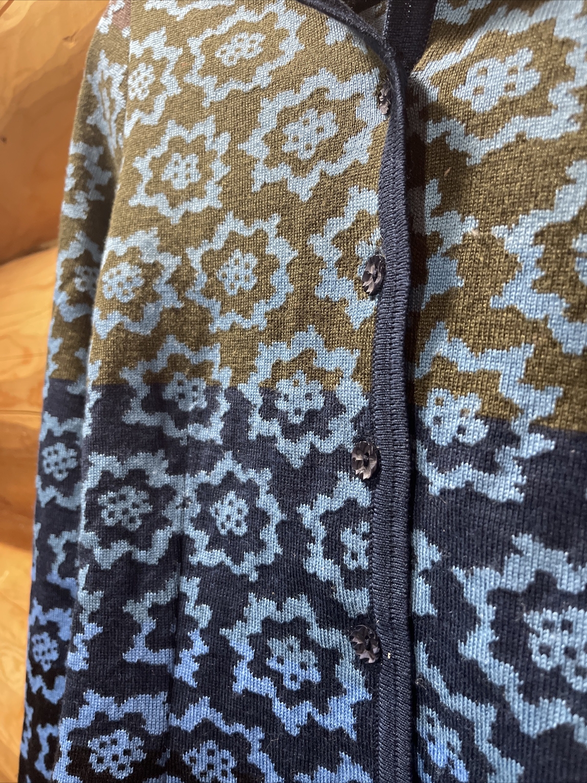 Oleana Women’s Sweater Cardigan Silk/merino Wool Button Down NEWBlue