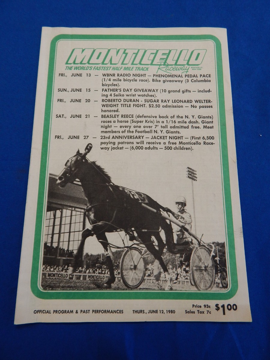Lot of Vintage Horse Racing Programs Booklets See Photos!!