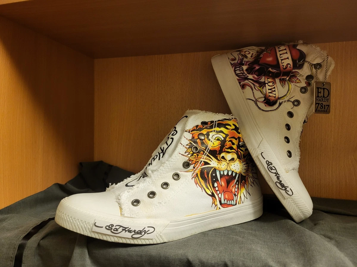 Ed Hardy Punk Cream Slip On Shoe, Men\'s 10, EXCELLENT Condition Original Box Ed Hardy Slip on shoes. Size 10. Never worm except... | Depop main image 3