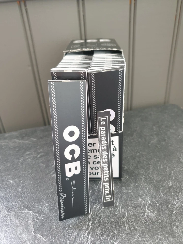 feuille à rouler OCB slim premium ,10 carnets de 32 feuilles + 1 briquet offert