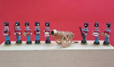 Vintage Dollhouse Mini Royal Guardsman Band 8 Soldier Set Lot w/ Cannon 1:144