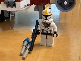 LEGO Star Wars: V-19 Torrent (7674) No stickers, but otherwise complete!
