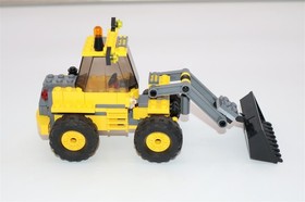 LegoTown City Construction Front-End Loader Set #7630 - with Instructions - 