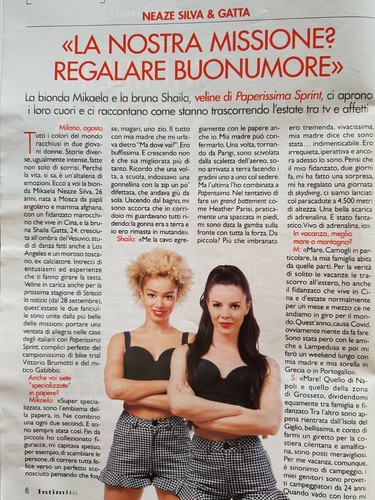 ITALIAN MAGAZINE INTIMITA N 34 8/20 SHAILA E MIKAELA LE VELINE SEAN CONNERY 007 - Photo 2 sur 4