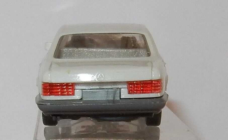 Micro WIKING Ho 1/87 Mercedes Benz 500 Si Grigio Chiaro No. Box #14157 - Immagine 4 di 4
