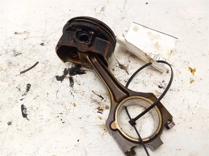 Pistón para Ford Fusion 2011 Foto 4 de 4