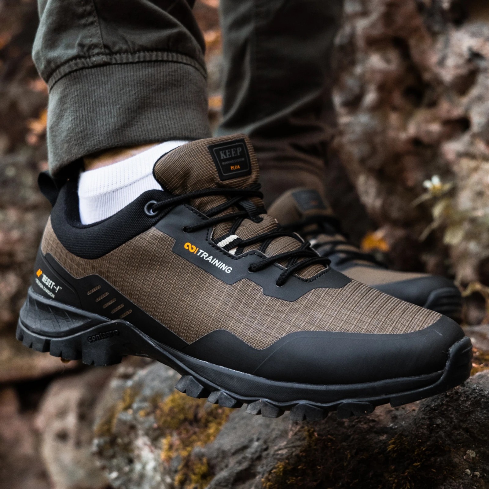 Chaussures de randonnée imperméables anti-glisse pour marcher sans douleur sur sol mouillé
