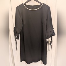 Roz & Ali Black Dress with Ruffled Sleeves New Seize 12