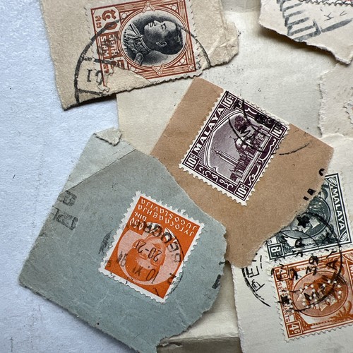 Stamp Collection Lot Mixed Foreign / Egypt, China, Japan, Singapore, Malaya - Picture 10 of 16