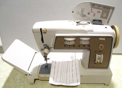 Singer 720-G ''Rare''~ Made In Germany Sewing Machine~ Many Accessories~ See Video