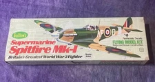 Guillows Supermarine Spitfire Mk-1 WW2 16.5" Wingspan Balsa Flying Model Kit 504
