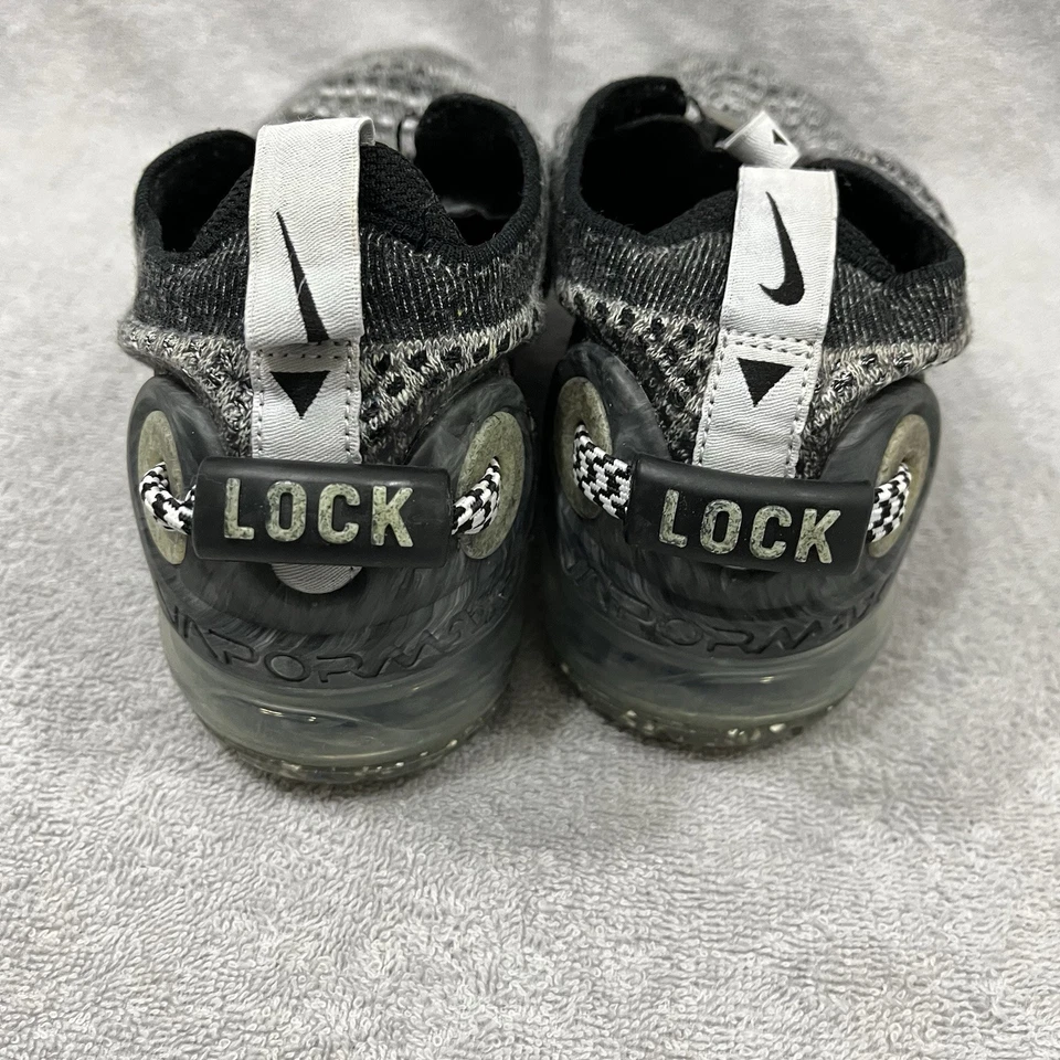 Nike Air VaporMax Size 6Y 2020 Flyknit  Oreos Running Shoes Sneakers GS Youht - Image 4 of 4