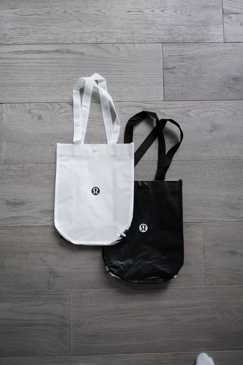 Lululemon Shopping Bags Reusable White with Black Set of 4 - Conseil  scolaire francophone de Terre-Neuve et Labrador