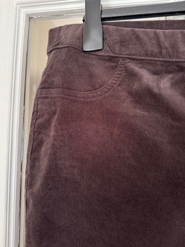 BNWT M & S DARK BROWN STRETCH CORDUROY COTTON MIX JEGGINGS - SIZE 18 SHORT!! - Picture 4 of 6