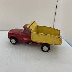 VINTAGE 1965 TONKA HYDRAULIC DUMP TRUCK 
