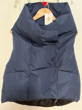 Pretty Rugged Vest Womens Medium Blue Navy Puffer Water Proof Outdoor Casual