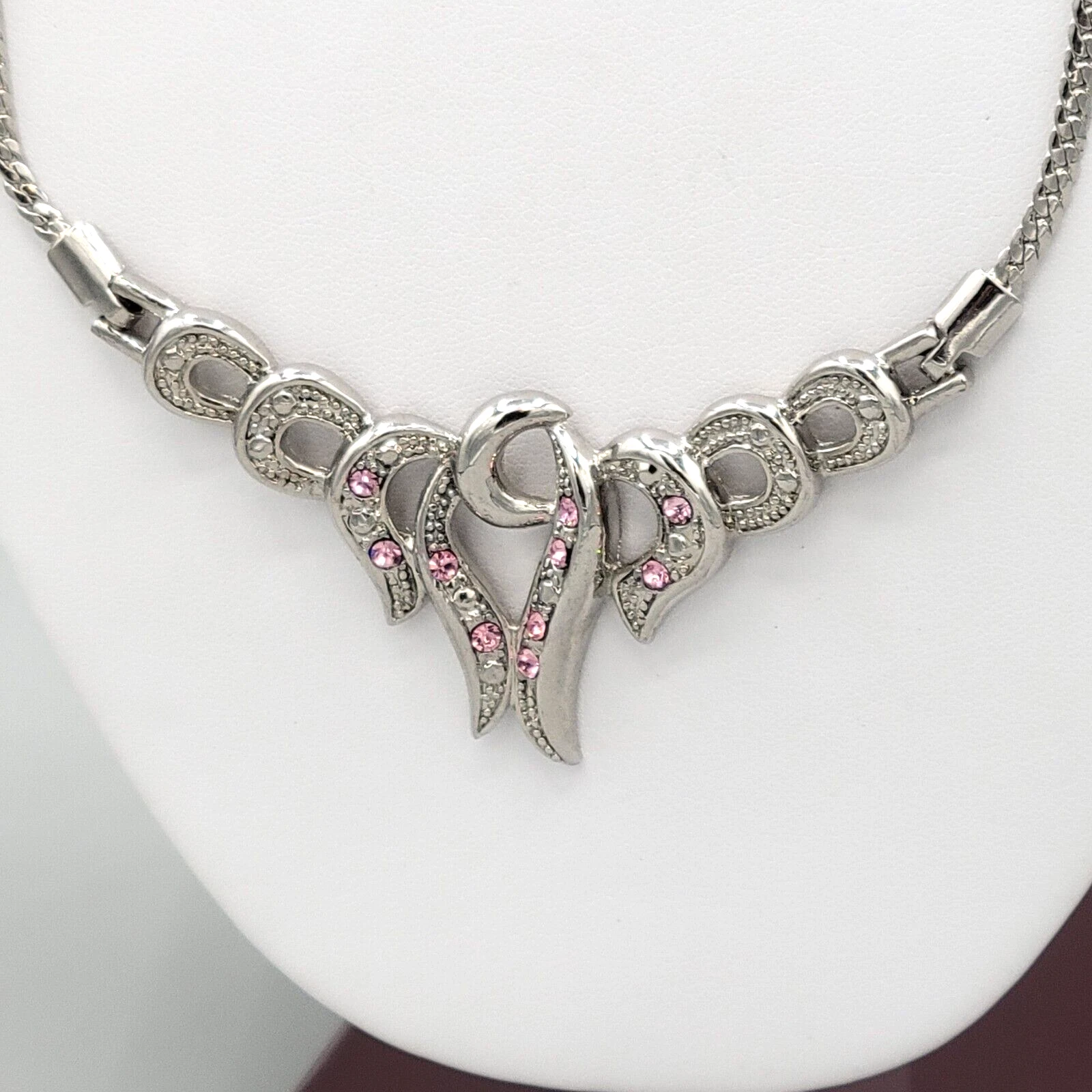 VETEMENTS Collana donna catena spina di pesce metallo tono argento dettaglio strass rosa 18 in