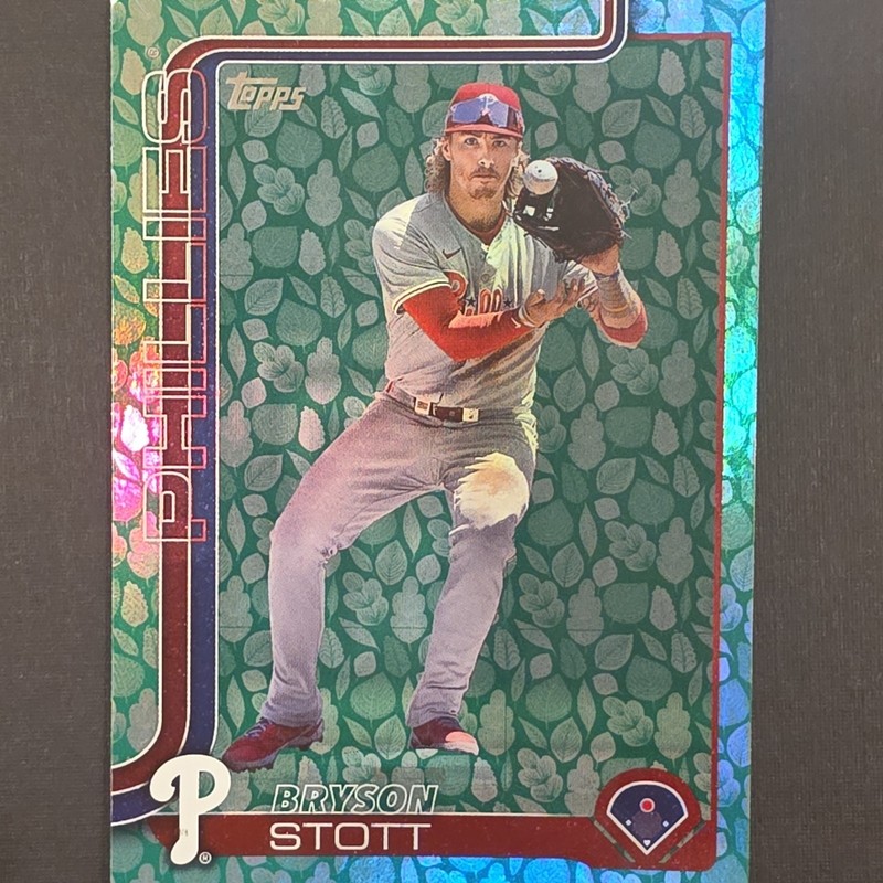 Topps 2025 Series 1 Bryson Stott Philadelphia Phillies #147 Green Foil MLB