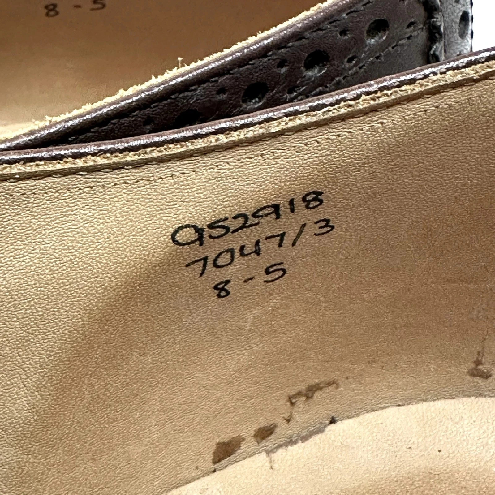 EXCELLENT Tricker's 7047 Men's Derby ToeCap Brogue Brown Made in UK 8 / US 9.5