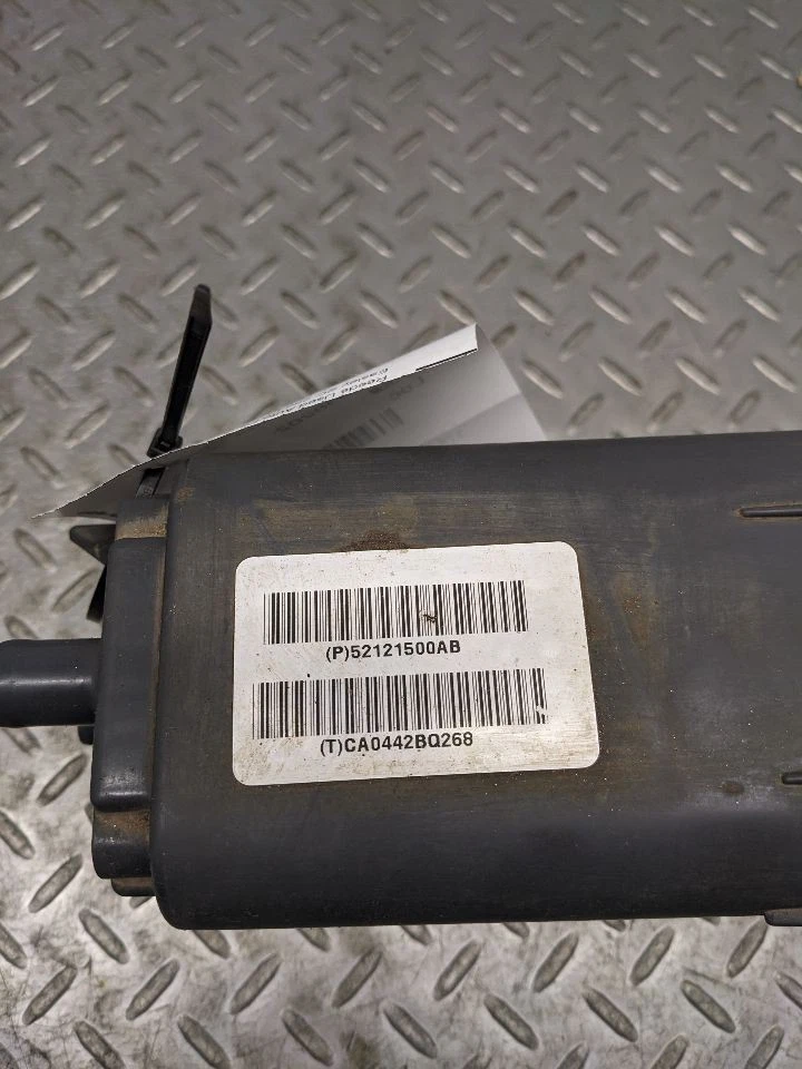 2002-2003 DODGE DURANGO FUEL EMISSION VAPOR CHARCOAL CANISTER OEM 521215 1176593 - Image 3 of 4