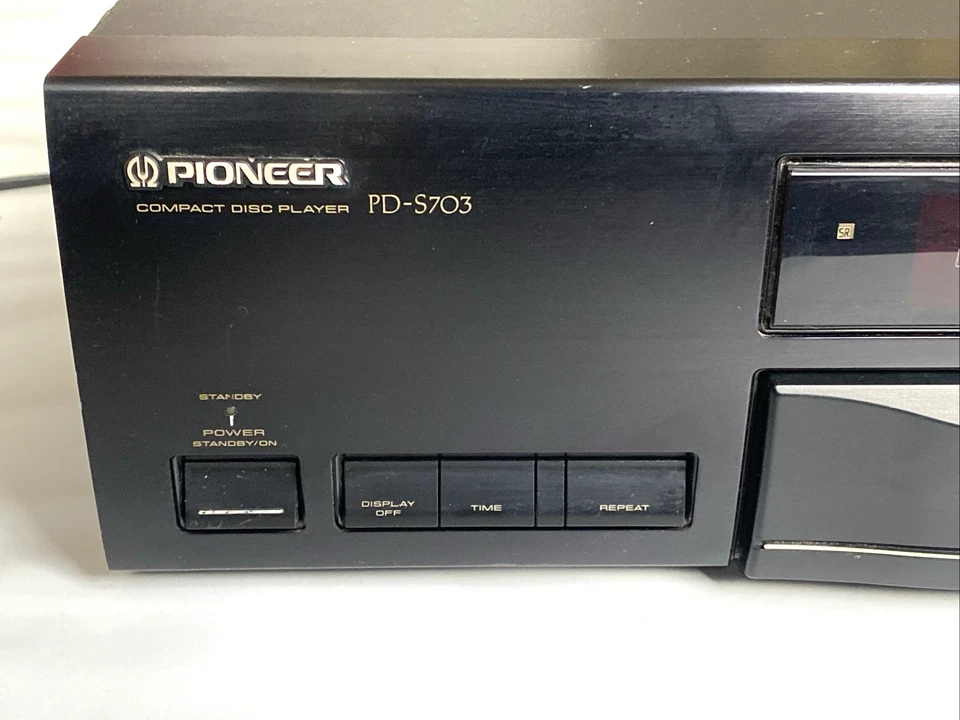 Pioneer PD-S703 Compact Disc CD Player with Stable Platter Mechanism - Image 3 of 4