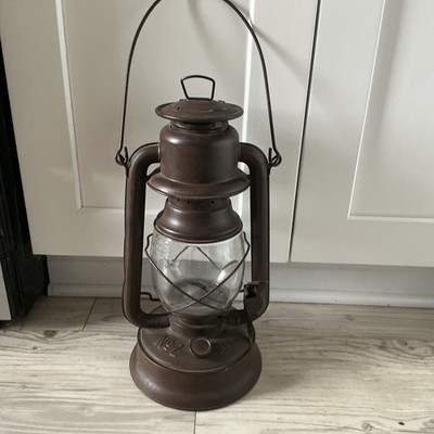 Vintage Dietz D-Lite No. 2 Railroad Lantern Primitive Kerosene Barn Lamp U.S.A