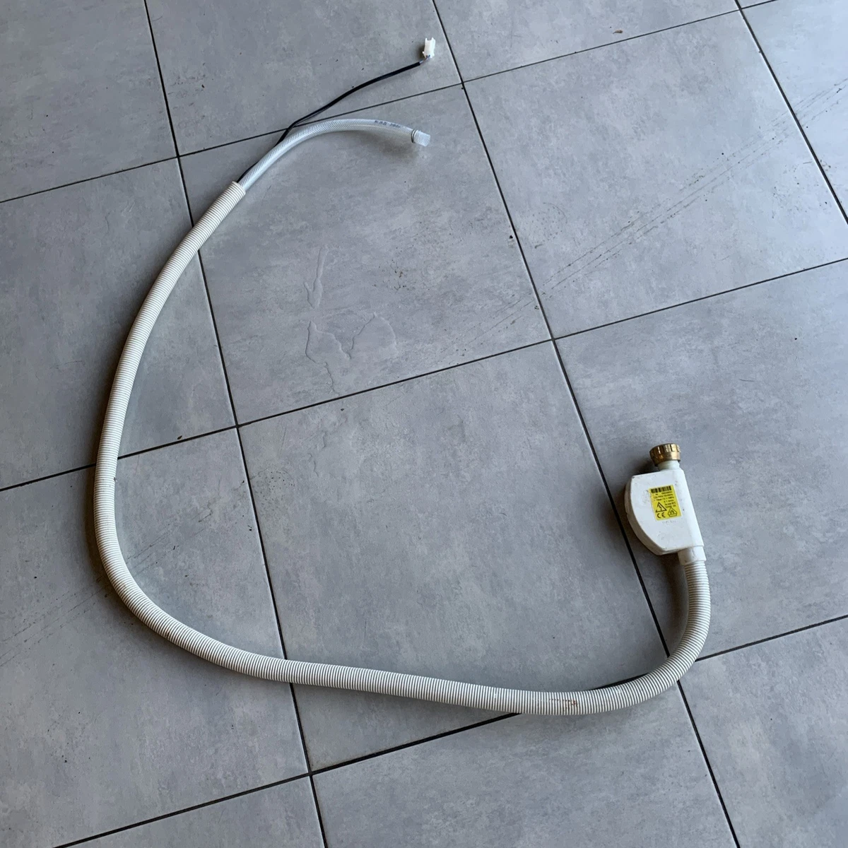 Tuyau Aquastop Pour Lave-Vaisselle Miele G5600 SC - Occasion, Fonctionnel