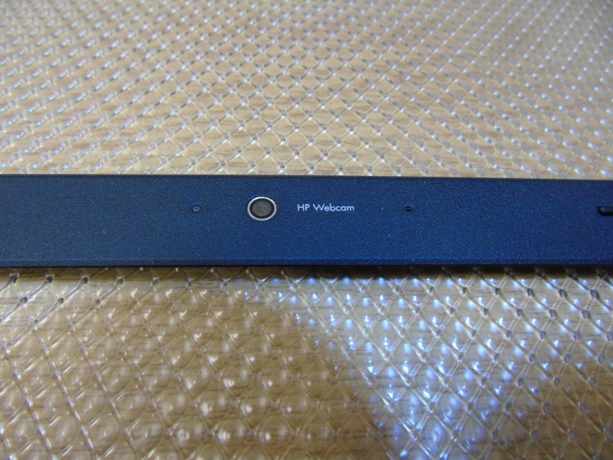 Cornice LCD Originale HP Per Pavilion G6-1D18DX – 639509-001, Usata Ma Ok