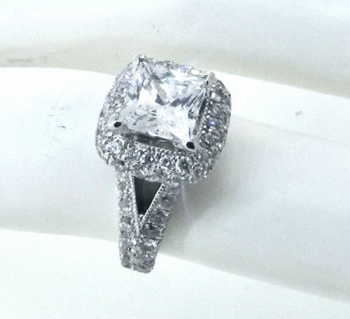 Anello di fidanzamento Neil Lane in oro bianco 14 carati con diamanti incastonati - Foto 3 di 8
