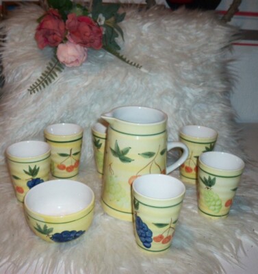 Vintage ''Decorato A Mano  Geschirrset  8. Teilig  Becher  Kanne Schalle