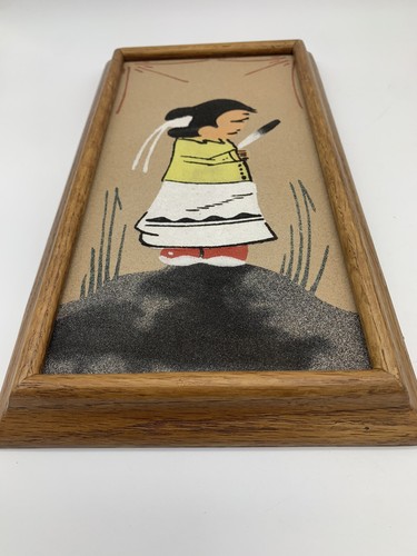Pair Of Vintage Framed Navajo Sand Art Paintings Make & Female By R Lee - Picture 11 of 12
