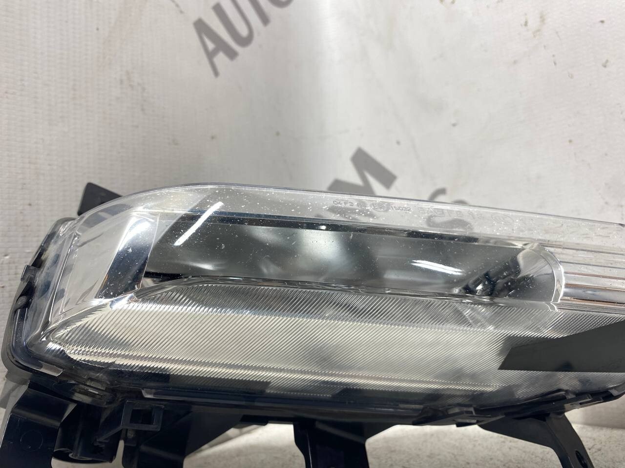 Infiniti Qx80 Fog Light Left Driver 2018 2019 90067651 LED OEM for  