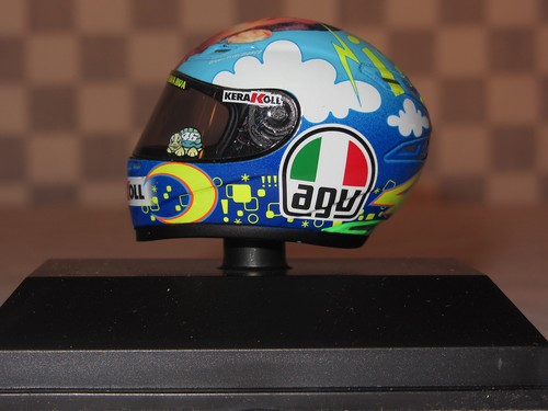 1/8 MINICHAMPS AGV HELMET ROSSI MOTO GP 2008 FACE ITALY 080076 - Picture 4 of 6