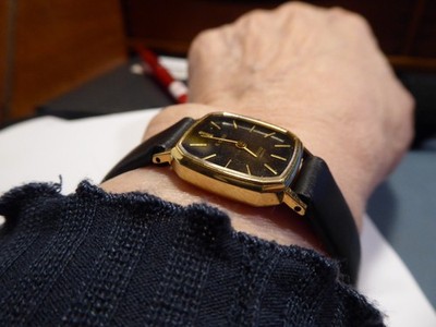 BILDSCHÖNE ''CITIZEN EXCEED''  DAMEN-QUARZUHR, VINTAGE, läuft sehr gut  !