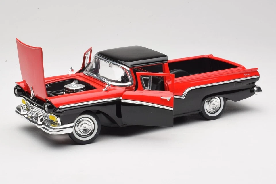 92208 Ford Ranchero Black & Red Road Signature 1:18 - Immagine 2 di 4