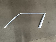 Mercedes W123 S123 Kombi Seitenscheibe Rahmen wei&szlig; hinten Rechts