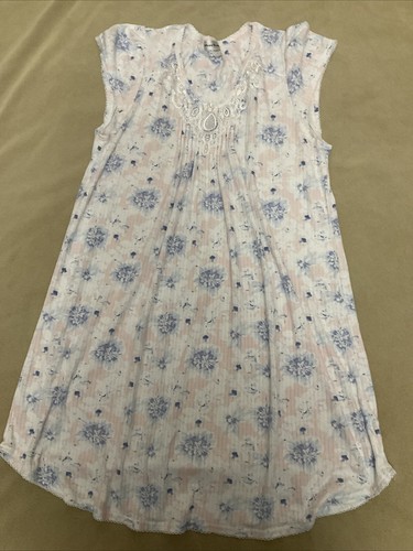 Miss Elaine Nightshirt Size Large Ribbed Floral Pastel