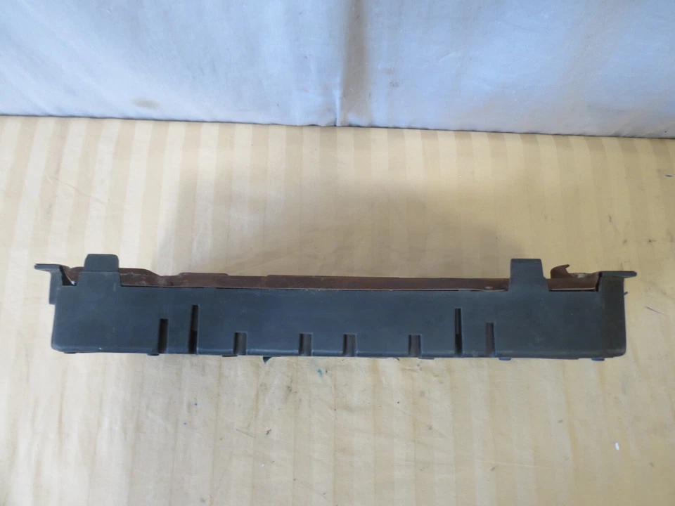 84 85 86 87 88 89 Chevy Corvette Instrumento Velocímetro Cuadro Calibre 102k Fabricante de equipo original Foto 4 de 4