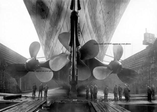 Huge Titanic Propellers PHOTO Construction Dry Dock White Star 1911 Belfast