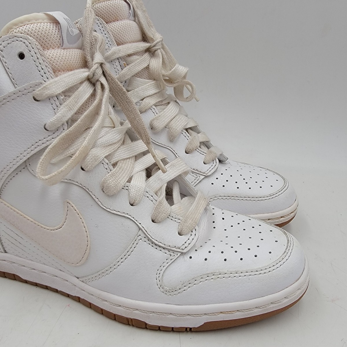 Nike Dunk Sky High Essential Hidden Wedge Womens 8 White Sneaker