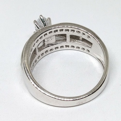 14K Placcato Oro Bianco 1.5CT Marquise Solitario LC Moissanite Fidanzamento Ring - Foto 4 di 14