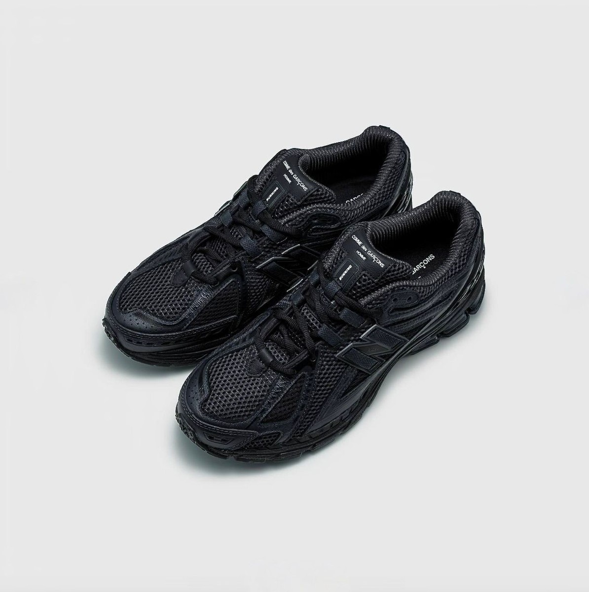 COMME des GARÇONS HOMME New Balance 1906R 2colors Black COMME des GARÇONS HOMME New Balance 1906R 2colors Black