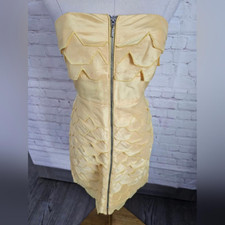 Laundry by Shelli Segal Scalloped Strapless Dress Pale Yellow Size 2 EUC