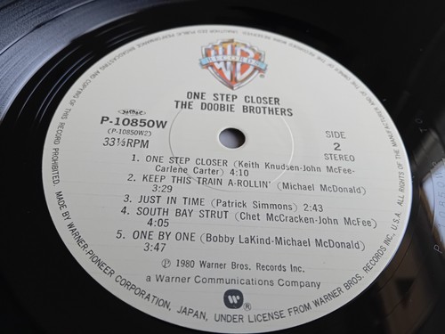 THE DOOBIE BROTHERS - ONE STEP CLOSER LP 1980 OBI INSERT JAPAN WARNER BROS EX+ - Picture 6 of 7